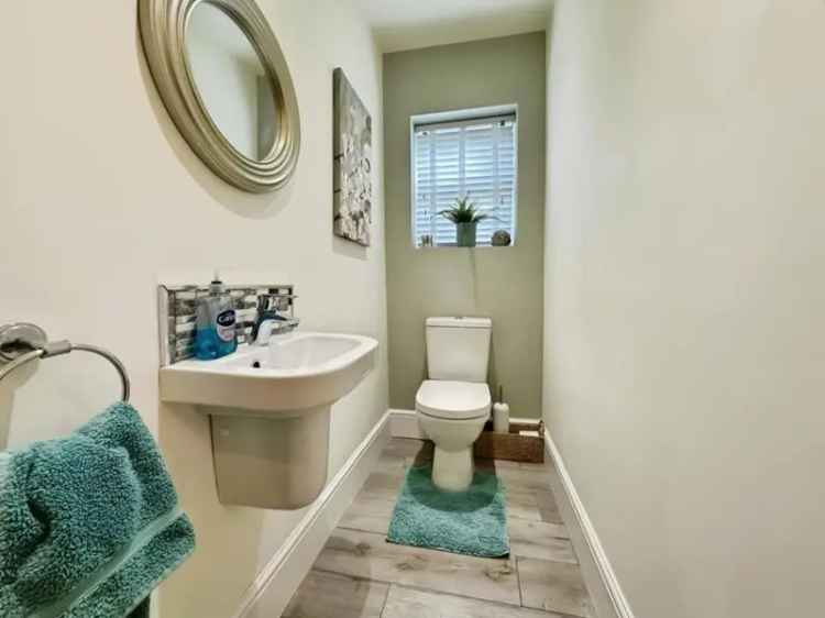 4 Bed Townhouse for Sale Woodland Grange Modern Family Home