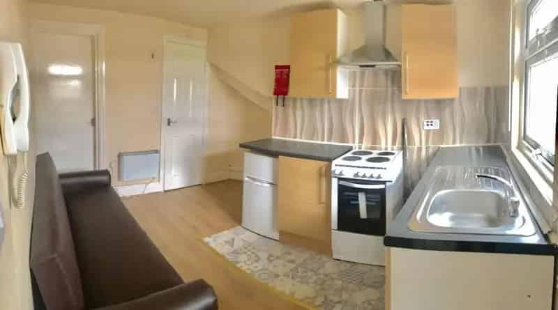 Modern 1 Bedroom Flat Russell Road Great Location