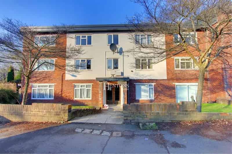 2 Bedroom Flat for Sale Near Roath Park