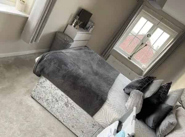 Spacious Two Bedroom Second Floor Flat Shepton Mallet