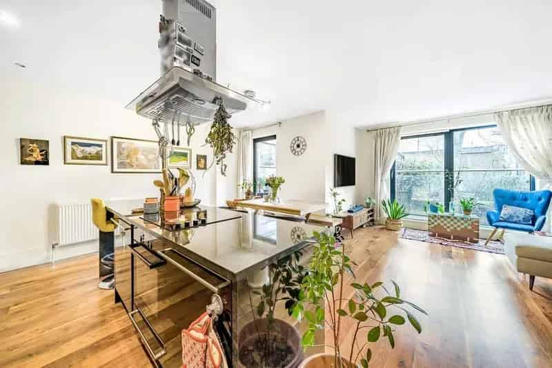 Spacious 3-Bedroom Apartment near Holborn Tube