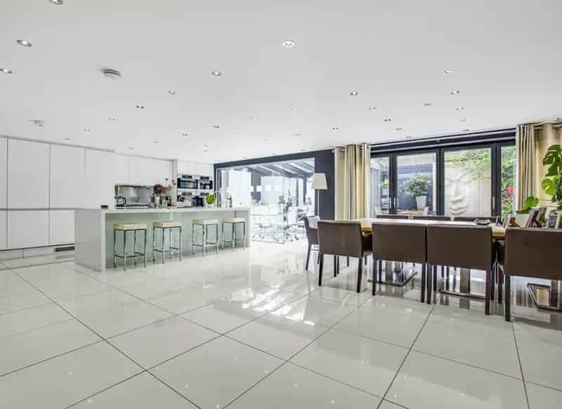 Industrial property For Sale , Kew Foot Road, London, England