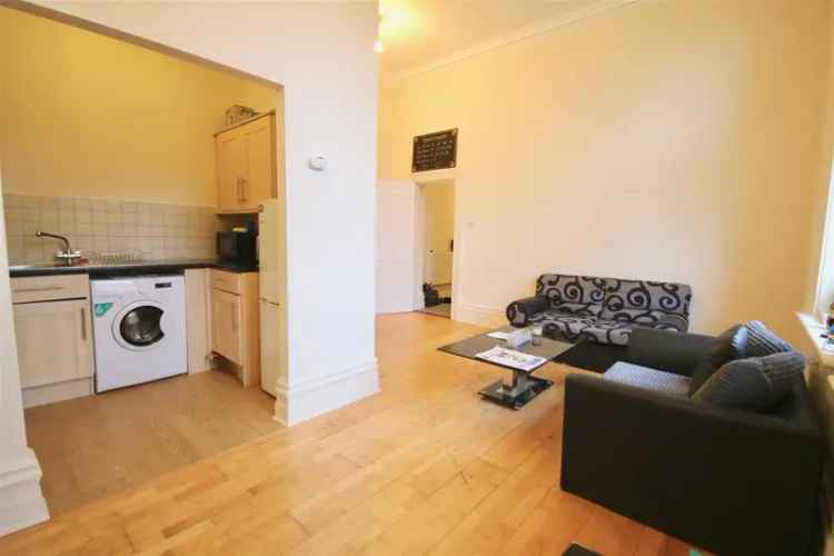 2 Bedroom Student Apartment Near Portsmouth University