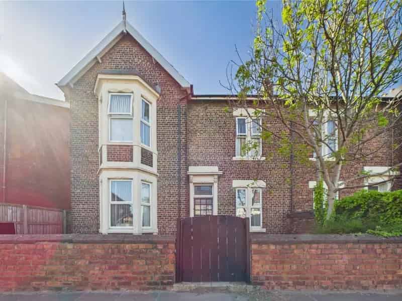 5 bedroom Semi Detached House for sale, Hebburn, Tyne and Wear, NE31