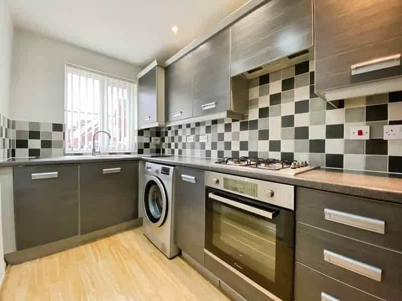 4 Bedroom Townhouse for Rent in Llanishen Cardiff