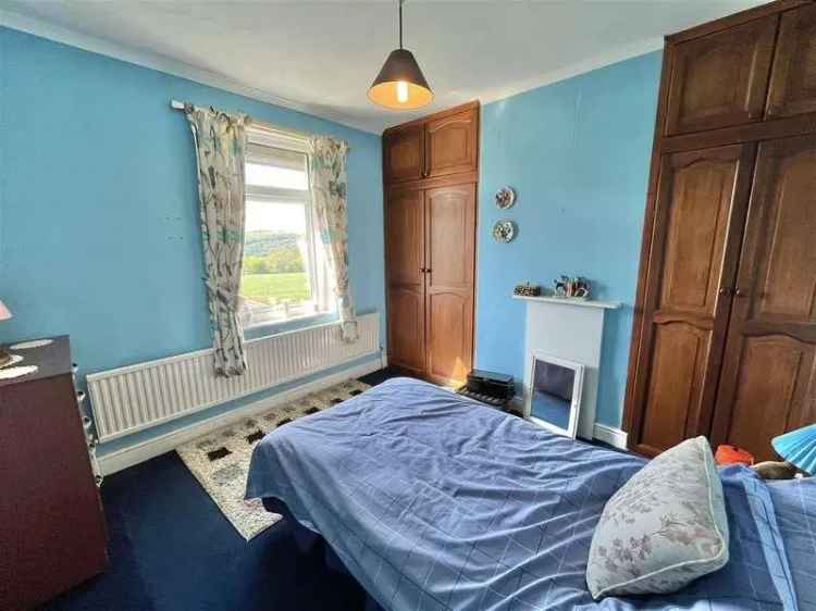 3 Bed Mid Terraced House For Sale