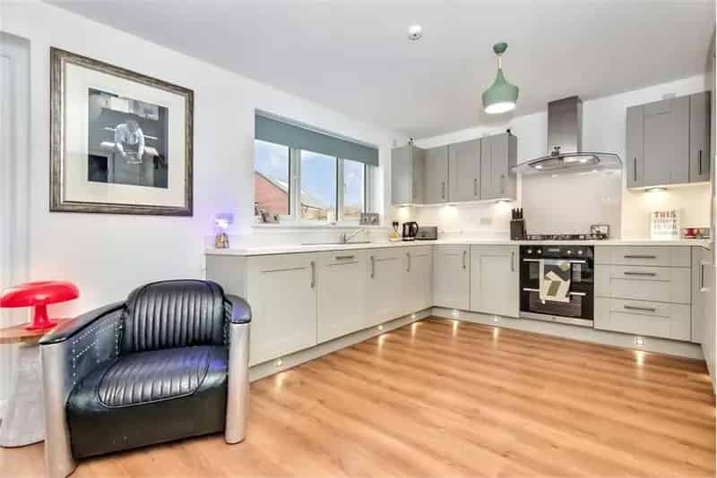 4 Bed Detached House with 2 Reception Rooms in Eden Woods