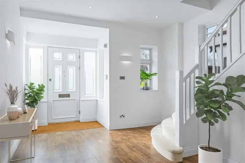5 Bedroom Detached House Chalkwell Avenue Westcliff On Sea