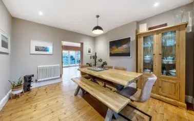 Victorian Home with Annexe Near Wellington