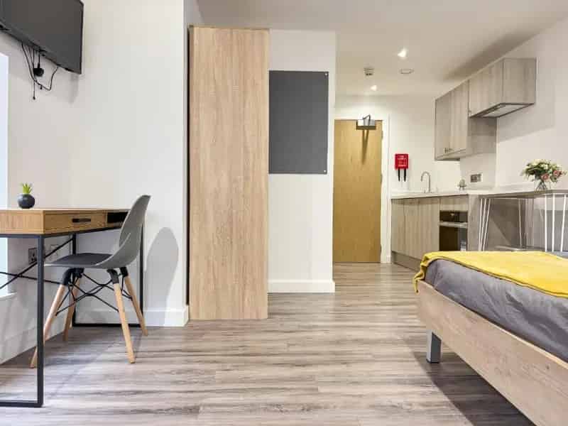Studio Flat near Bristol University College Green