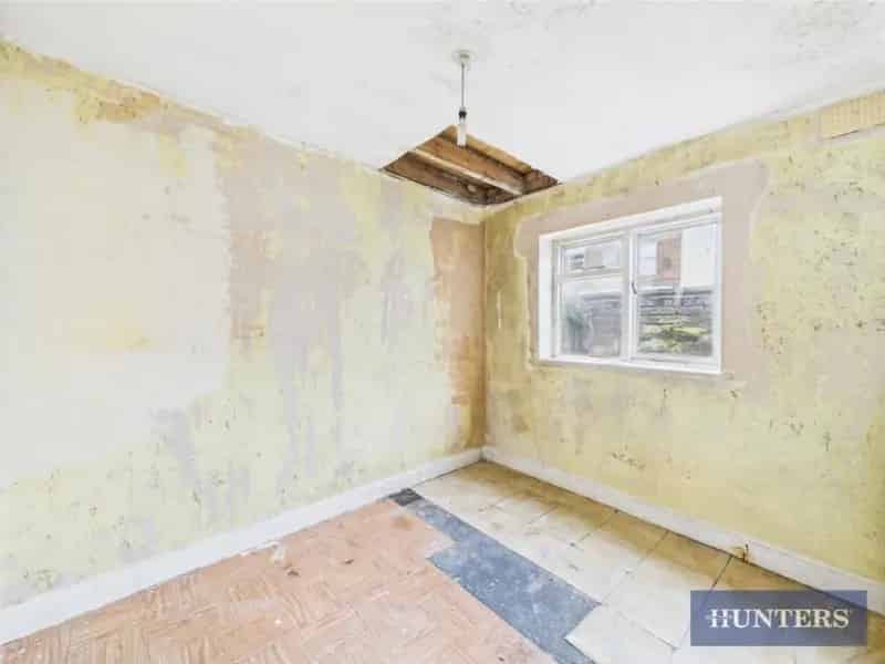 2 Bed Flat For Sale In Filey - Renovation Project