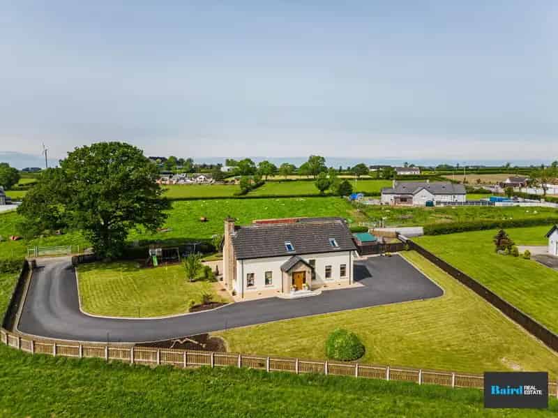 Countryside Home with 4 Bedrooms and Studio