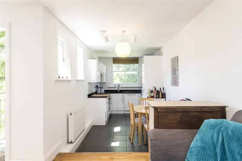 3 Bedroom Flat Apartment London Large Garden Edwardian Conversion