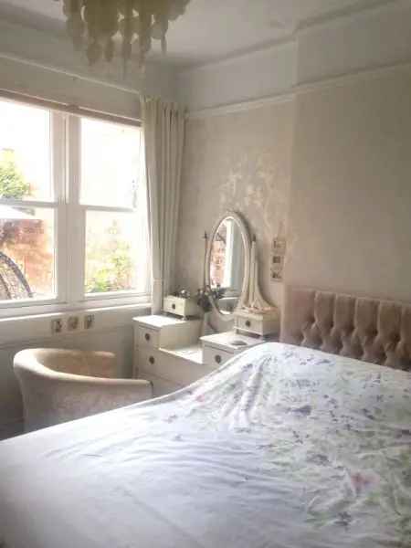 Flat For Rent in St Albans, England