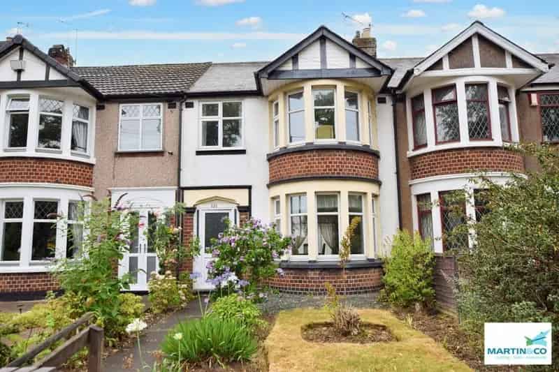 3 Bedroom Extended Mid Terraced House For Sale