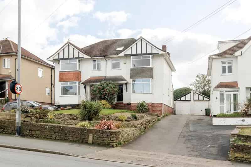 4 Bedroom Semi-Detached House for Sale