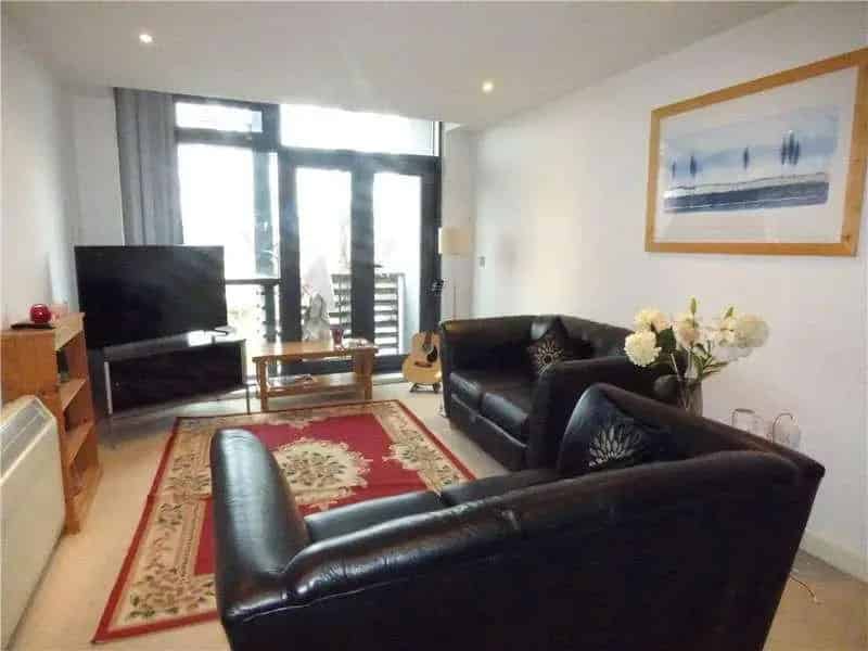 2 Bed Flat for Sale Liverpool City Centre Investment Opportunity 84%