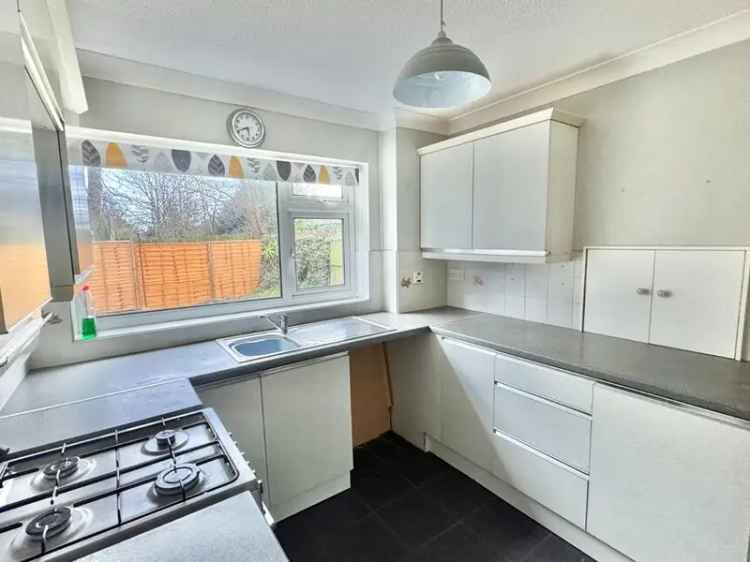 3 Bedroom Semi Detached House Folkestone Kent