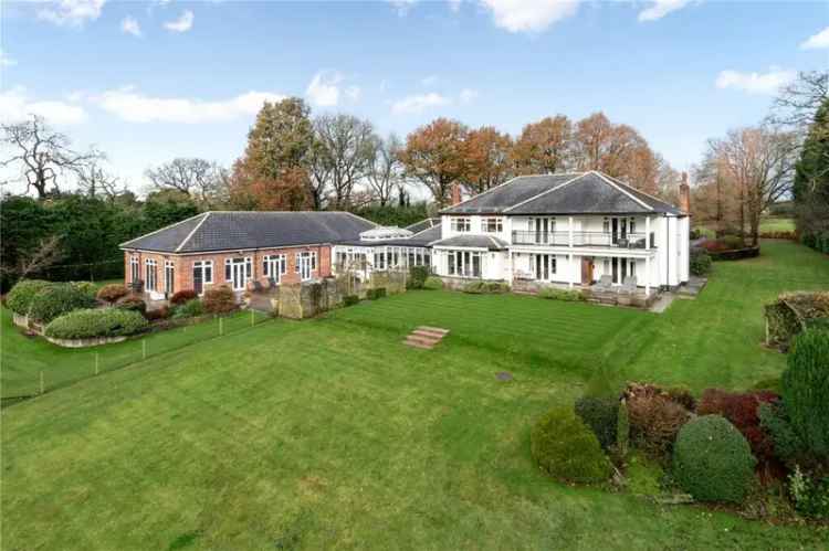 6778 sq ft 5 Bedroom County House with Leisure Suite and 3 Acres