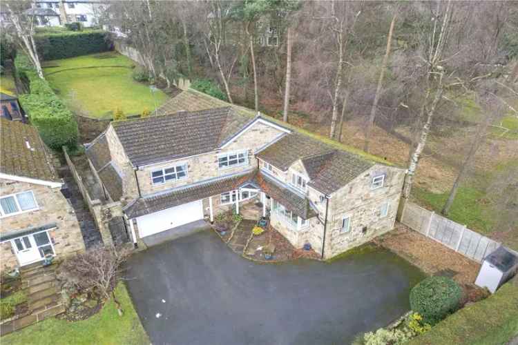 Five Bedroom Family Home Large Garden Popular Location