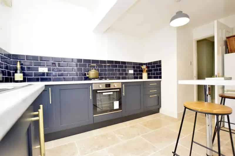1 Bedroom Flat for Sale in Plaistow