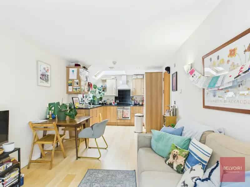 1-Bedroom Flat in Mumbles Swansea Near Promenade