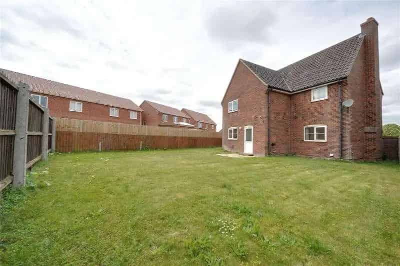 4 Bed House for Sale in West Row