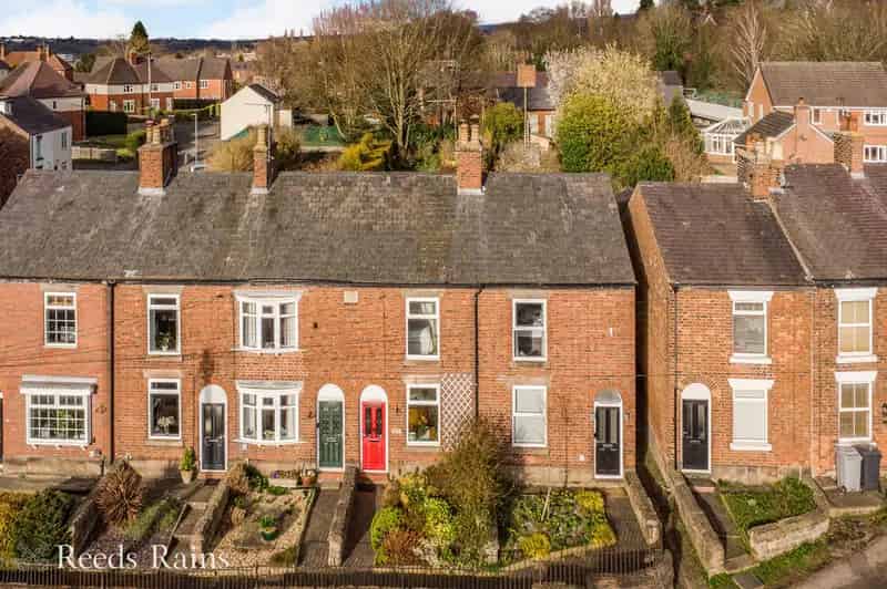 2 bedroom Mid Terrace House for sale, Congleton, Cheshire, CW12