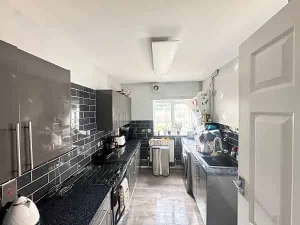 3-4 Bedroom VictorianEdwardianGeorgian House South West London