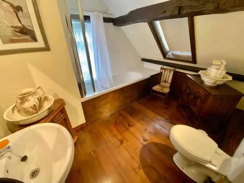4 Bed Period House for Sale in Spofforth