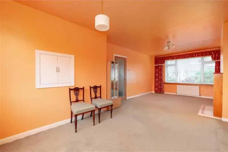 3 Bed End Terraced House with Garden Driveway and Renovation Potential