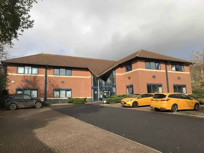 First Floor Office Suite 1307 sq ft 6 Parking Spaces New Lease