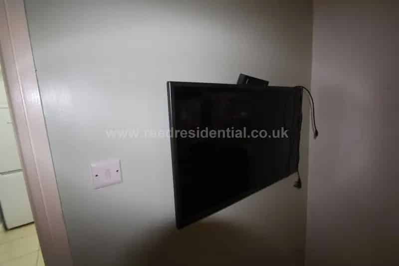10 Bedroom  House to Rent