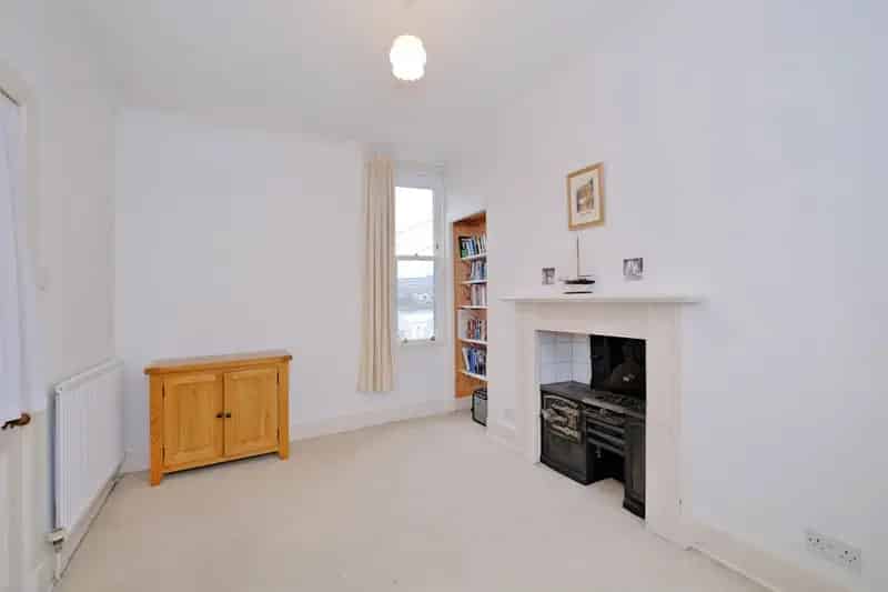 3 or 4 Bedroom House in Footdee Village Historic Home