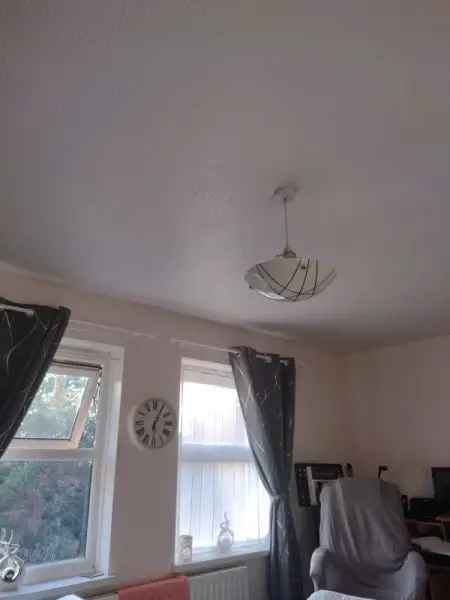 Flat For Rent in Dartford, England