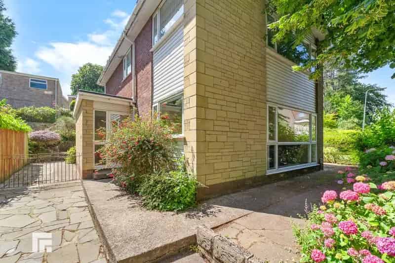 4 Bedroom Detached House for Sale in Radyr
