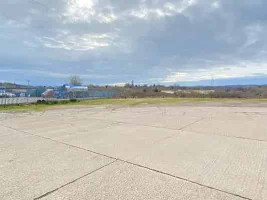 Industrial Units, Limesquare Business Park, Alma Park Road, Grantham, NG31 9SN | Property to rent | Savills