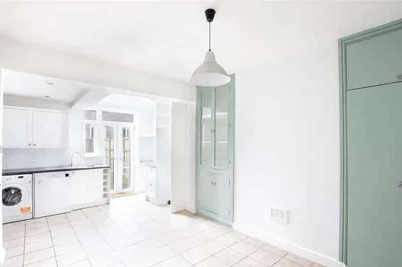 2 Bedroom Terraced House for Sale in Hale Village