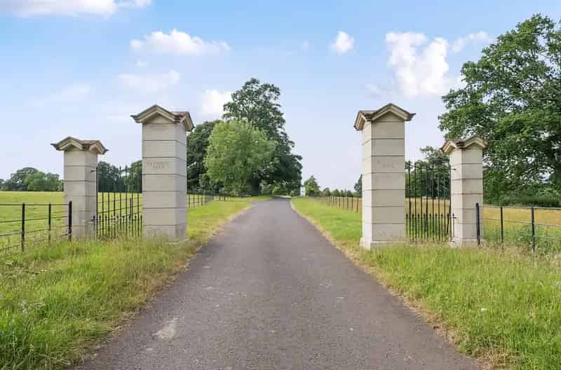 5 Bedroom Detached House South Drive Sandhill Park Bishops Lydeard