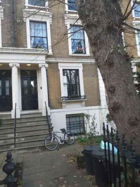 1 Bedroom Victorian Flat near Clissold Park