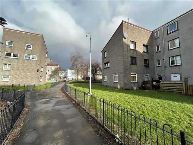 3 Bedroom Flat for Sale in Irvine Town Centre