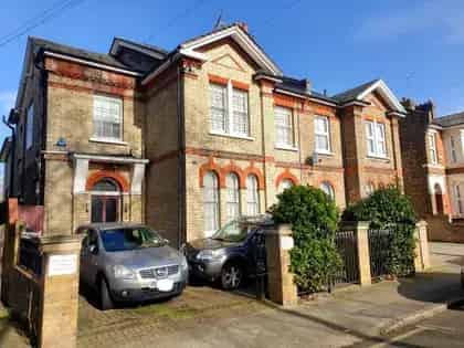1 room flat of 57 m² in London