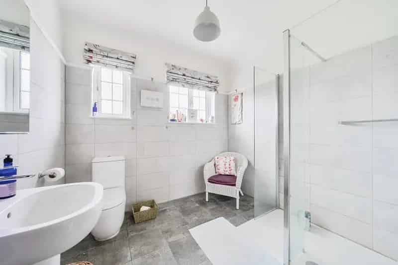 Four-Bedroom Semi-Detached House Near Blackheath Village