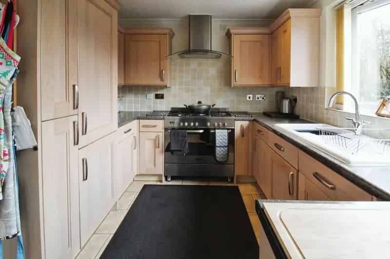 3 Bedroom Detached House for Sale in Colne, Lancashire