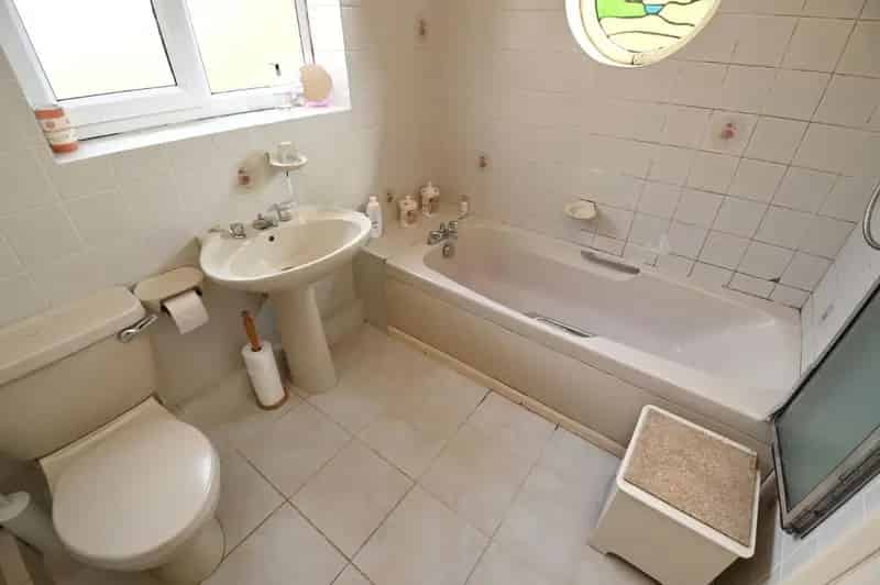 3 Bed Detached Bungalow For Sale