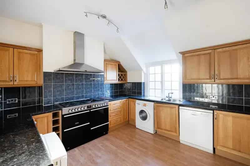 3 Bedroom Flat to Rent