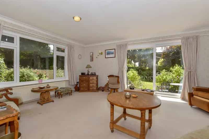 3 Bedroom Detached Bungalow for Sale in Bonchurch