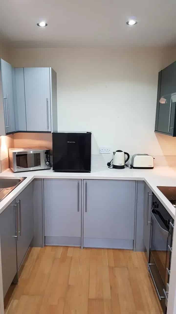1 Bedroom Furnished Apartment Cardiff City Centre Zero Deposit Option