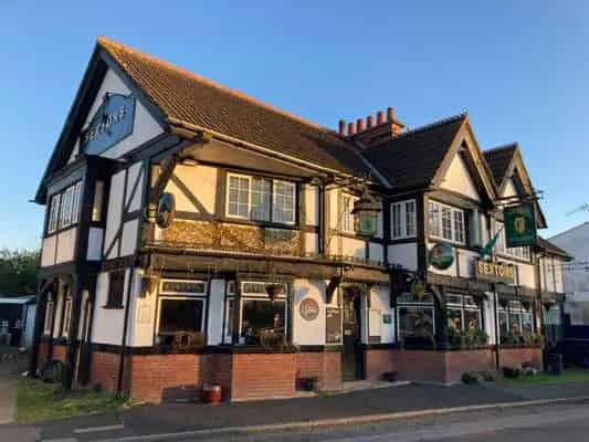 Weston Green Pub To Rent