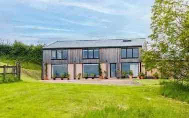 House For Sale in Mid Devon, England